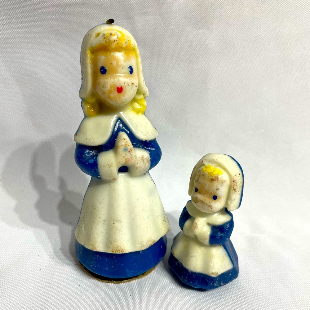 2 VINTAGE Gurley Candle Co female pilgrim candles great for thanksgiving display
